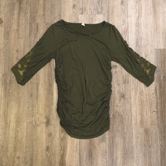 Pink Blush Army Green Maternity Shirt size Medium - Picture 1 of 2